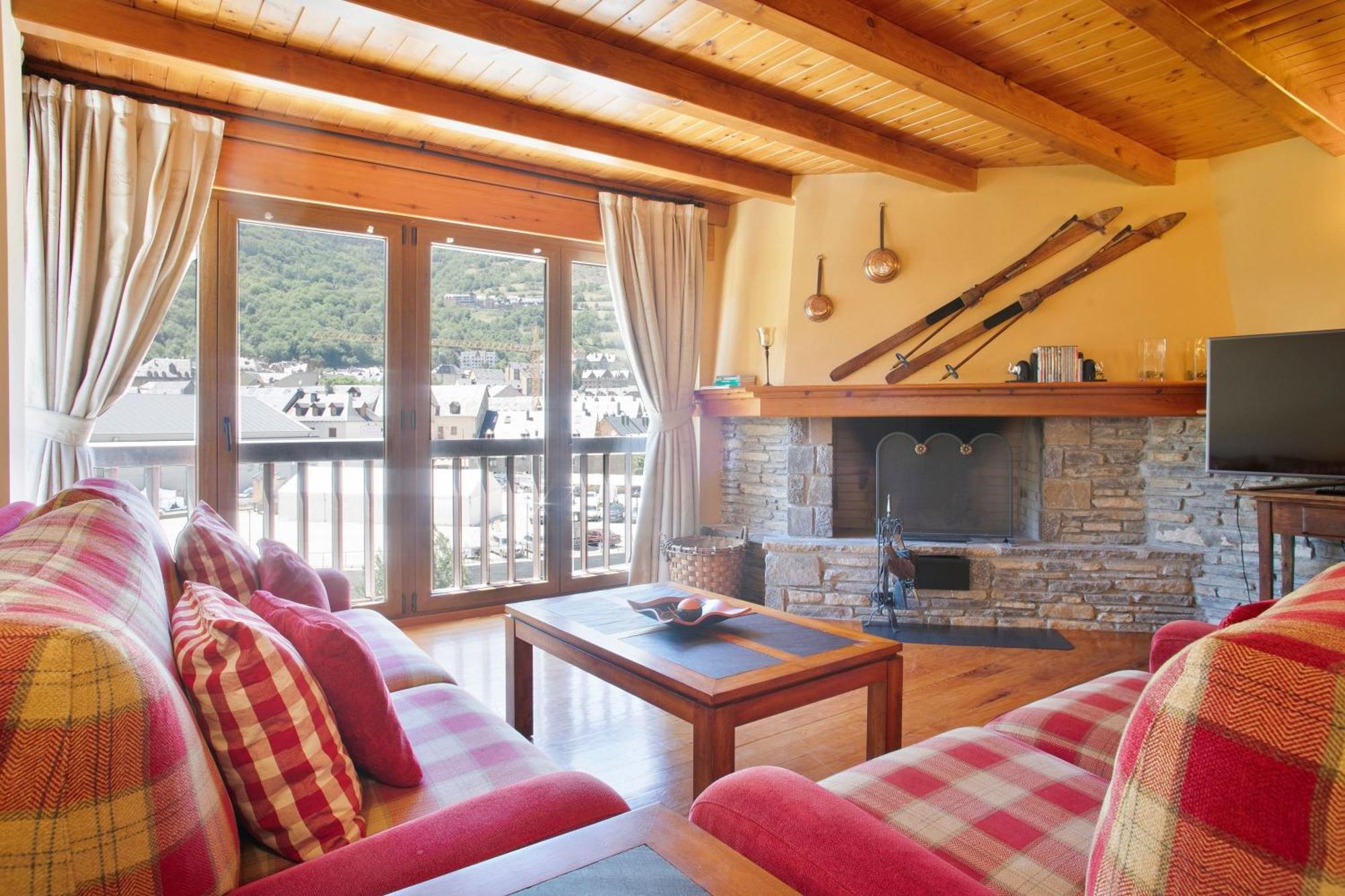 Luderna - Apartamento Dera Pincela Vielha Exteriér fotografie